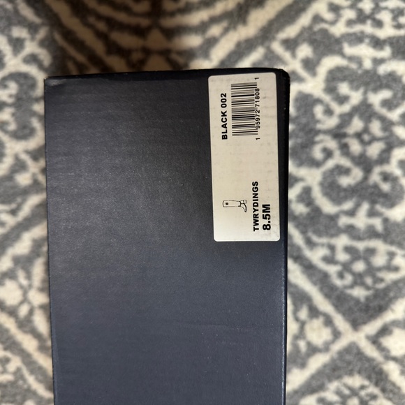 NWT Women’s Tommy Hilfiger Riding Boots - Picture 6 of 7